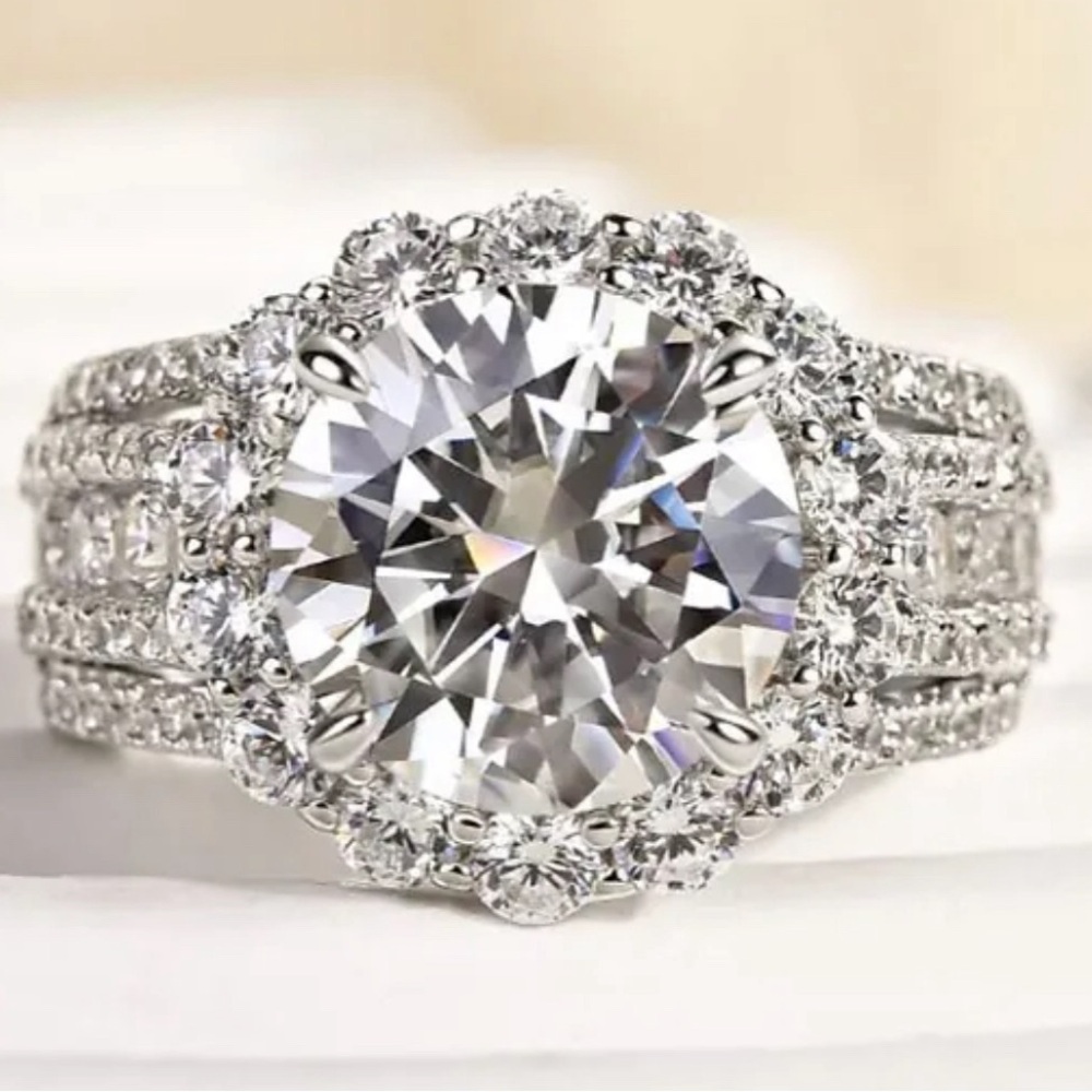 NEW Round Cut Halo Ring with Split Shank 6 7 8
